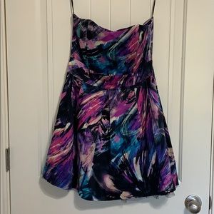 Bella Bella 80s print strapless dress. Sz 12/40